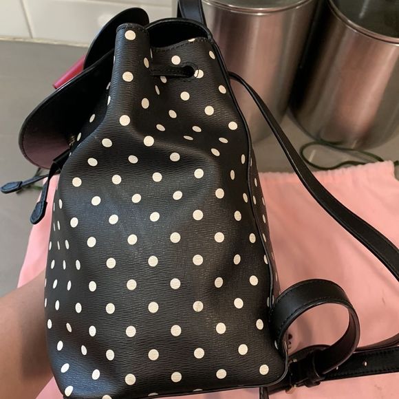Kate Spade New York Minnie Mouse Drawstring Flap Backpack Black Dot Bow - Picture 4 of 13